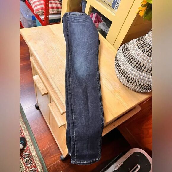 EUC Distressed Dark Wash Silver Jeans Elyse Straight 26 X 32 #YT21 - Picture 5 of 9